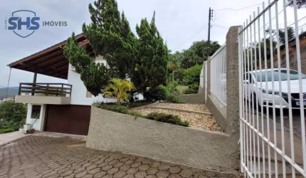 Casa com 3 dormitórios à venda, 200 m² por R$ 830.000,00 - Ponta Aguda - Blumenau/SC