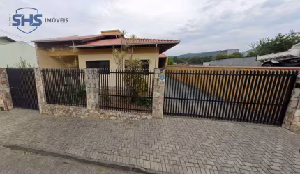 Casa com 3 dormitórios à venda, 230 m² por R$ 850.000,00 - Passo Manso - Blumenau/SC