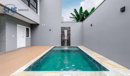 Casa com 3 SUÍTES à venda, 300 m² por R$ 2.800.000 - Vila Nova - Blumenau/SC