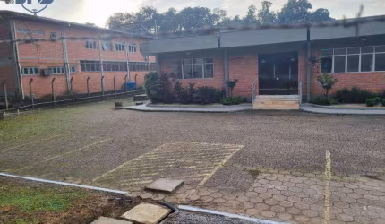 Galpão/Depósito/Armazém e 6 banheiros para Alugar, 4900 m²