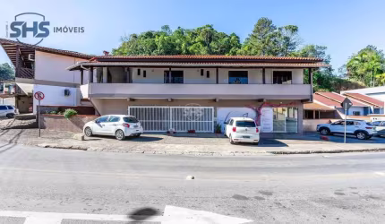 Casa á venda com opção de renda extra de locação