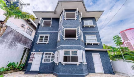 Casa para alugar com 300m² - Centro
