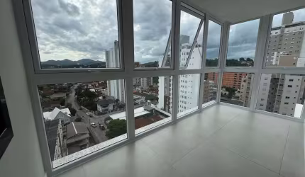 Charmoso apartamento no Bairro da Velha