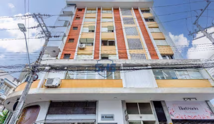 Apartamento com 1 dormitório para alugar, 31 m² por R$ 1.920,00/mês - Centro - Blumenau/SC