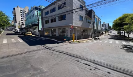 Prédio comercial para locação no Centro