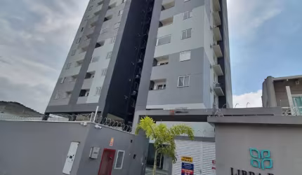 APARTAMENTO DE 2 QUARTOS SEMIMOBILIADO NO BAIRRO CORDEIROS