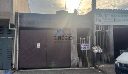 Casa para Venda em Carapicuíba, Jardim Ana Estela, 2 dormitórios, 2 banheiros, 4 vagas
