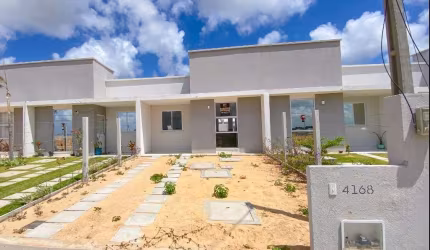 Casa com 2 dormitórios para alugar, 150 m² por R$ 640/mês - Smart City - Aquiraz/CE