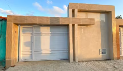 Casa com 3 dormitórios à venda, 95 m² por R$ 350.000,00 - Parques das Flores - Aquiraz/CE