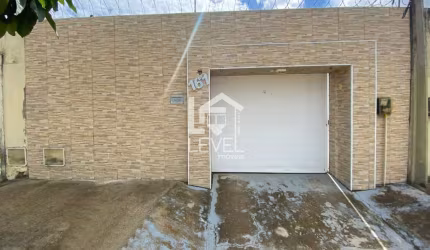 Casa Para Vender com 1 quarto e 1 suíte no bairro Loteamento em Aquiraz