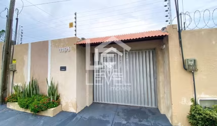 Casa Para Vender com 1 quartos 1 suítes no bairro em Aquiraz