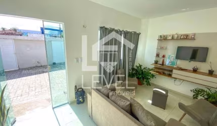 Casa com 3 dormitórios à venda, 145 m² por R$ 450.000 - Parques das Flores - Aquiraz/Ceará