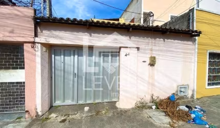 Casa com 2 dormitórios à venda, 100 m² por R$ 450.000,00 - Benfica - Fortaleza/CE