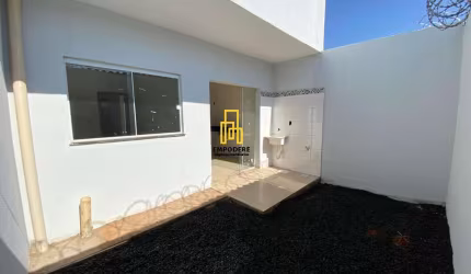 Casa para Venda em Uberlândia, Jardim Sucupira, 2 dormitórios, 1 banheiro, 2 vagas