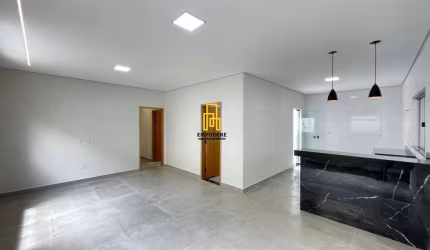 Casa para Venda em Uberlândia, Nova Uberlândia, 3 dormitórios, 2 suítes, 3 banheiros, 4 vagas