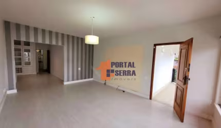 Casa com 5 quartos  à venda, 286 m² por R$ 1.500.000 - Agriões - Teresópolis/RJ