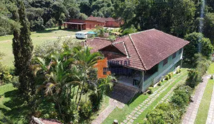 Casa com 3 quartos + Suíte de Hospede + casa de caseiro à venda, 185 m² por R$ 600.000 - Prata dos Aredes - Teresópolis/RJ