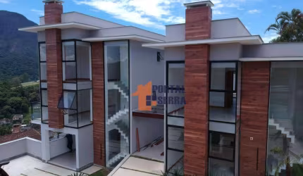 Casa com 3 quartos à venda, 262 m² por R$ 1.680.000 - Tijuca - Teresópolis/RJ