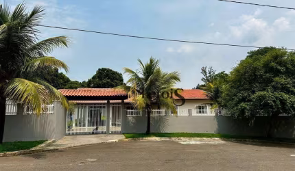 Chácara com 3 dormitórios à venda, 1400 m² por R$ 1.380.000,00 - Condomínio Zuleika Jabour - Salto/SP
