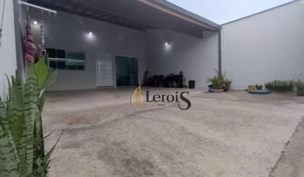 Casa com 2 dormitórios à venda, 145 m² por R$ 480.000,00 - Santa Marta - Salto/SP
