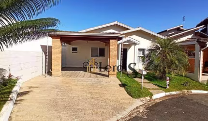 Casa com 3 dormitórios à venda, 109 m² por R$ 830.000,00 - Condomínio Aldeia de España - Itu/SP