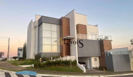 Casa com 3 dormitórios à venda, 424 m² por R$ 2.700.000,00 - Condomínio Lagos D'Icaraí - Salto/SP