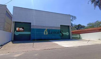 Galpão para alugar, 730 m² por R$ 15.000,00/mês - Jacaré - Cabreúva/SP