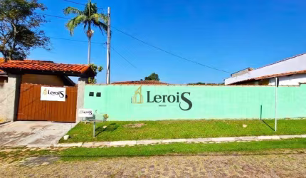 Chácara com 2 dormitórios à venda, 1000 m² por R$ 760.000,00 - Condomínio Santa Inês - Itu/SP