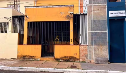 Casa com 2 dormitórios à venda, 154 m² por R$ 300.000,00 - Centro - Itu/SP
