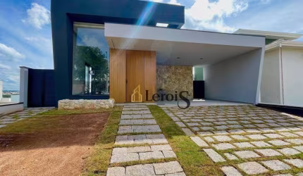 Casa com 3 dormitórios à venda, 230 m² por R$ 1.490.000,00 - Condomínio Central Parque - Salto/SP