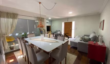 Casa com 3 dormitórios à venda, 406 m² por R$ 1.450.000,00 - Jardim Celani - Salto/SP