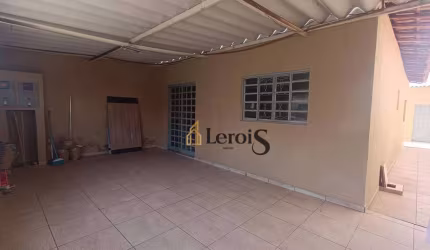 Casa com 3 dormitórios à venda, 139 m² por R$ 280.000,00 - Parque São Camilo - Itu/SP
