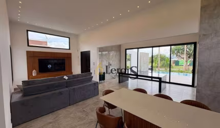 Casa à venda, 168 m² por R$ 1.200.000,00 - Condomínio Ninho Verde II - Pardinho/SP