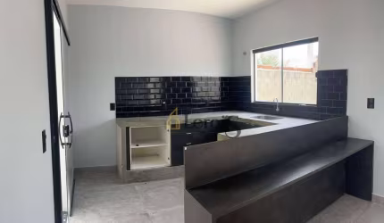 Casa com 3 dormitórios à venda, 69 m² por R$ 420.000,00 - Vila Martins - Salto/SP