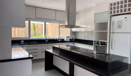 Casa com elevador - 5 suítes - 900 m2 -Cond. Quebec - São Roque - 4.400.000,00
