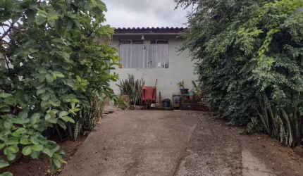 Casa para Venda em Colombo, EUCALIPTOS, 2 dormitórios, 1 banheiro, 1 vaga