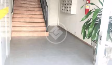 Sala Comercial Padrão - Praça Dr Lund - Centro - Lagoa Santa codigo: 54603
