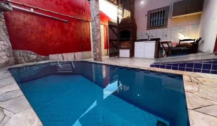CASA c/ piscina 3 DORM SENDO UMA SUITE CAIÇARA