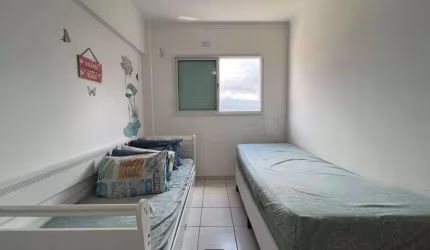 Apartamento à venda em Praia Grande-SP, bairro Real: 2 quartos, 1 suíte, 2 salas, 2 banheiros, 1 vaga, 70m²!