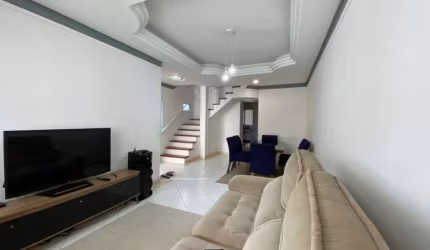 Sobrado com 3 quartos, Caiçara, Praia Grande - R$ 650 mil, Cod: 385