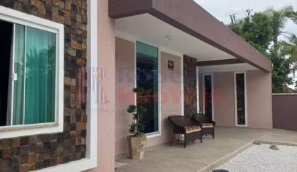 Linda Casa à Venda no Balneário Itapoá