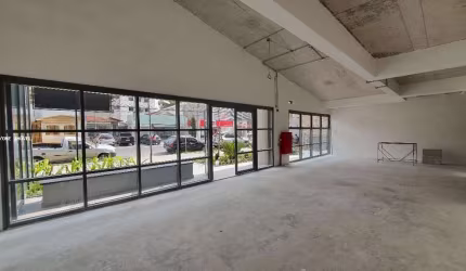 Ponto Comercial para Locação em São Paulo, Campo Belo, 4 banheiros, 5 vagas