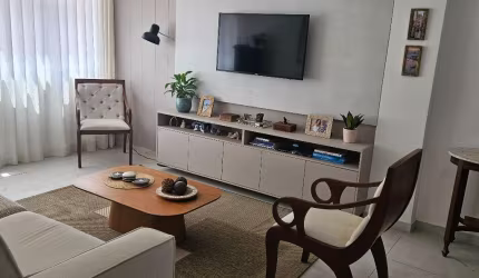 Apartamento de 01qto no Cabo Branco, 50m do mar.