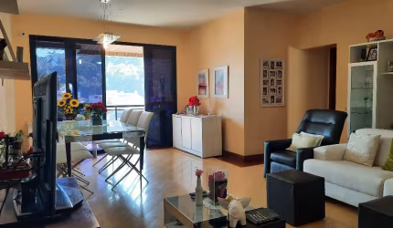 Maravilhoso apartamento na Esquina da Rua Uruguai com Maxwell