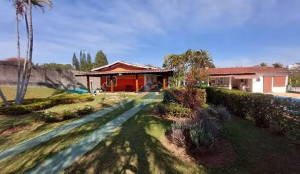 Chácara com 3 dormitórios à venda, 4000 m² por R$ 1.600.000,00 - Pinheirinho - Vinhedo/SP