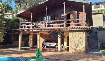Casa à venda, 355 m² por R$ 1.490.000,00 - Condomínio Marambaia - Vinhedo/SP
