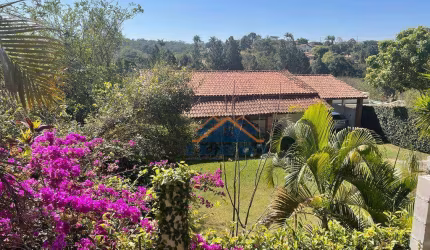 Casa a venda na cidade de Vinhedo- SP !