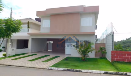 Casa para venda no condomínio Bosque dos Cambarás na cidade de Vinhedo.