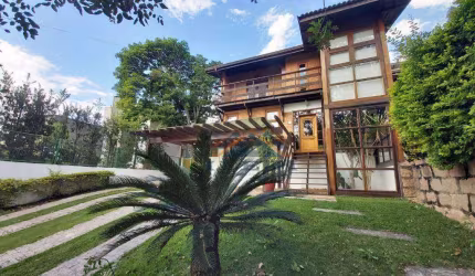 Casa para locação na cidade de Vinhedo - SP !