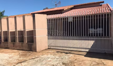 Casa com 3 quartos à venda na Midori Koga, --, Maria Lúcia, Londrina por R$ 530.000